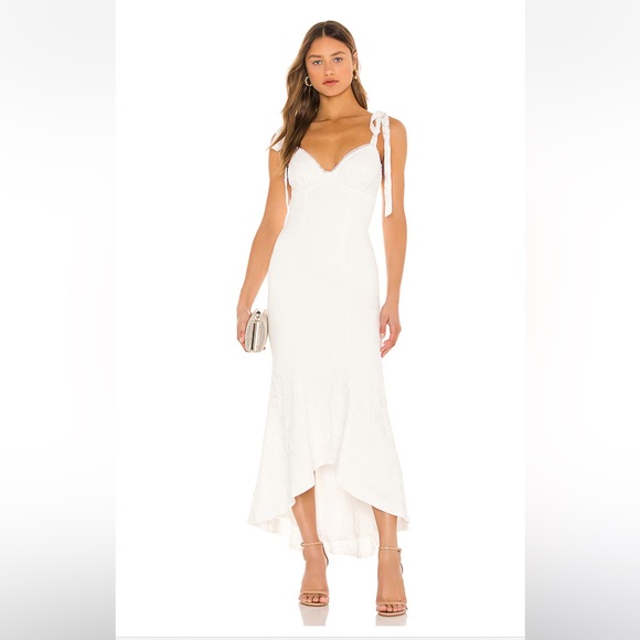 Majorelle White Lace Dress - threedaughtersproperties.com
